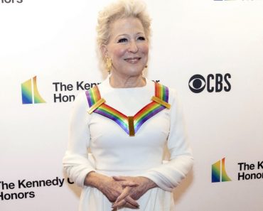 Bette Midler apologizes to West Virginia for calling state ‘poor, illiterate, and strung out’ in Joe Manchin slam